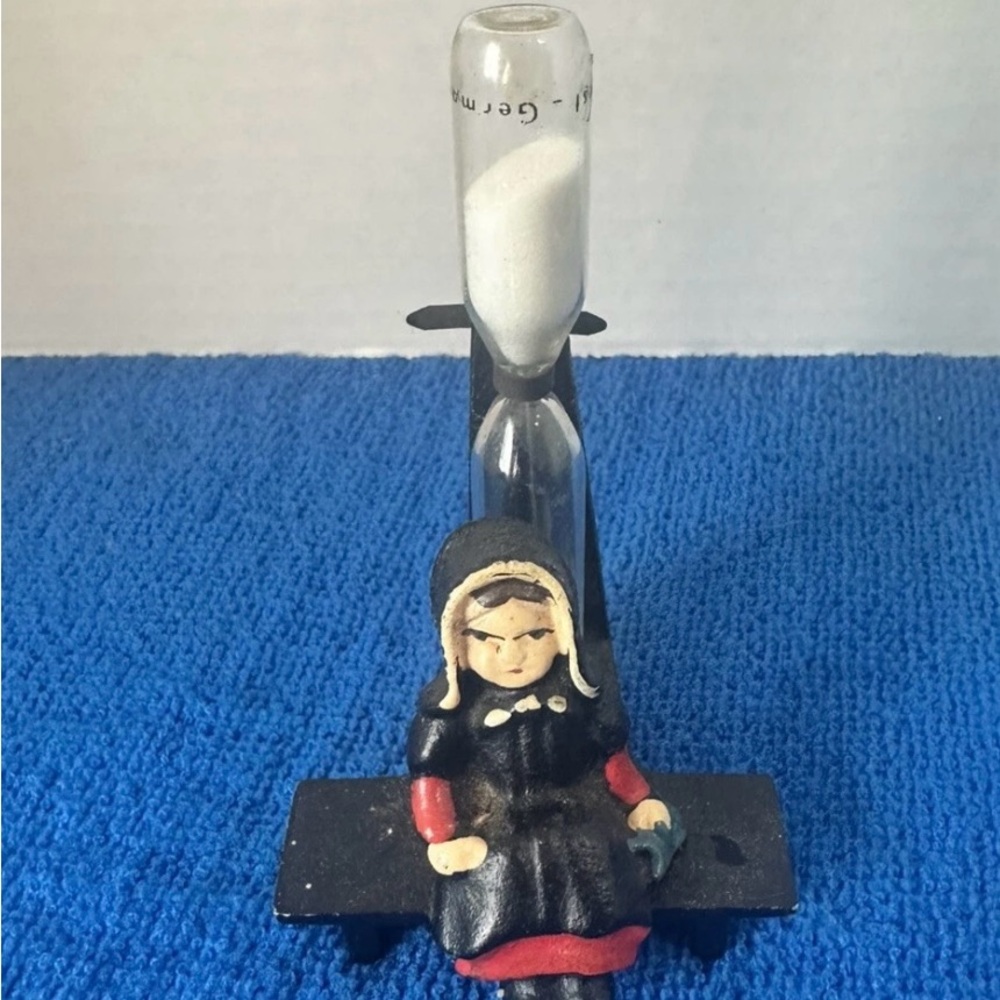 Vintage Cast Iron Amish Woman Hourglass Egg Timer